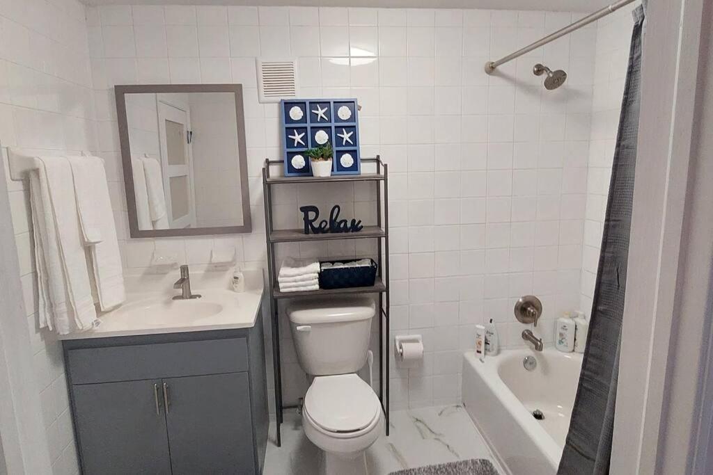 Harbour Cozy 2 Bedroom Apartment *